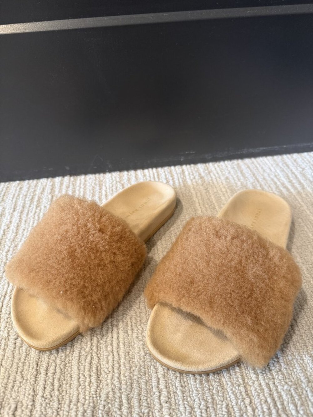 Jenni Kayne Camel Shearling Slide Sandals Slippers $325